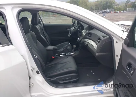 2020 Acura Ilx Premium Package/Technology Package z USA, uszkodzony, nr VIN 19UDE2F75LA003883